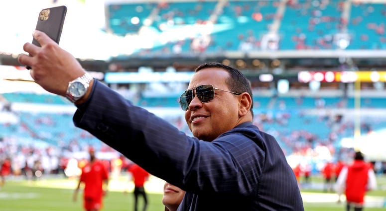 Alex Rodriguez takes a selfie before Super Bowl LIV Feb 2, 2020; Miami Gardens, Florida